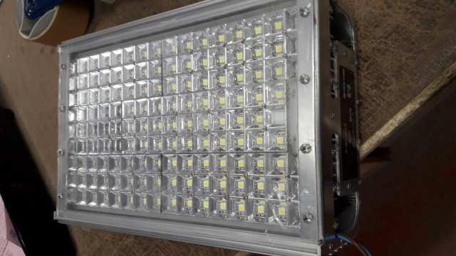 Asterion ASTERION B in ottone argento Cromato LED .3200 °K Senza interruttoreMarca For 